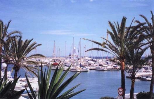Apartament Residencial Don Pedro Torremolinos Zewnętrze zdjęcie